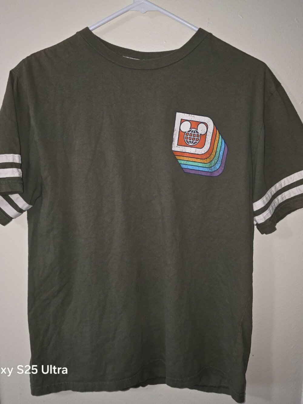 Retro Echo Walt Disney World Rainbow Olive Green T shirt
